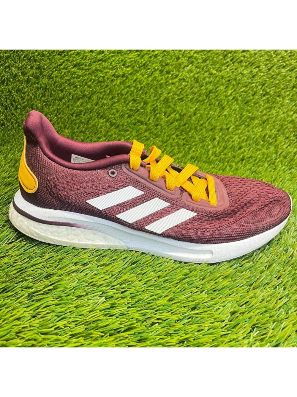 Adidas Supernova Mens Size 8 Burgundy White Athletic Running Shoes Sneakers